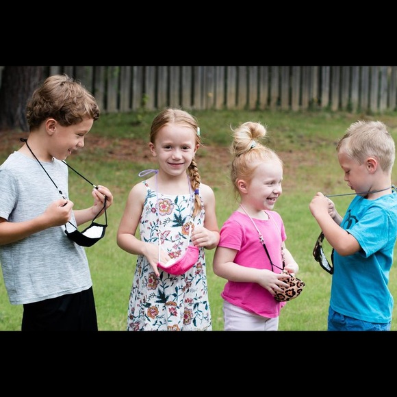 Mask lanyard - Picture 3 of 5